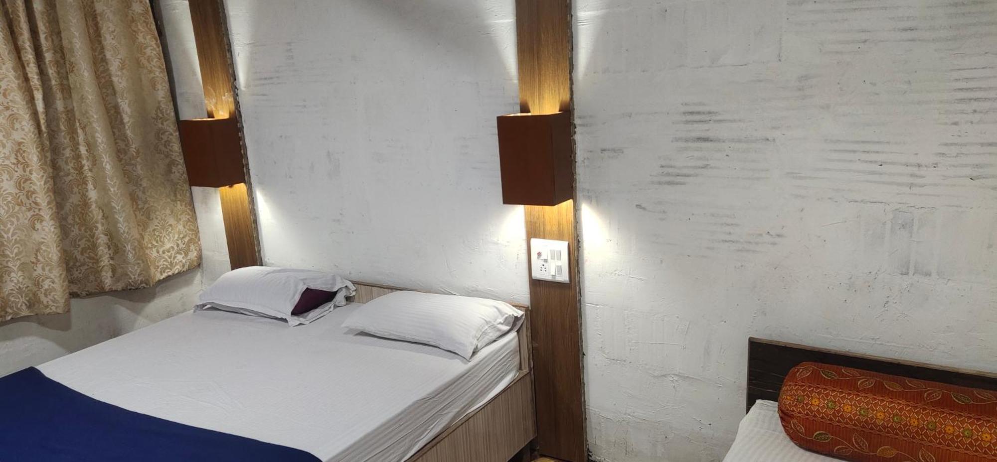 Hotel Hilltone- Matheran Ngoại thất bức ảnh